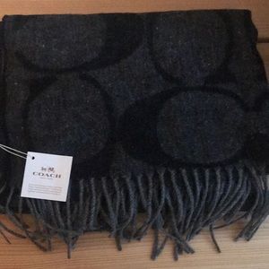 COACH black and gray C scarf